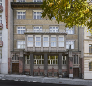 Laichterův dům na Vinohradech od architektpa Jana Kotěry (Nájemní byty v Laichterově domě; Other Projects)