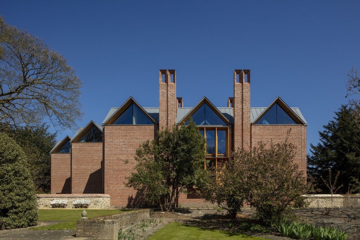 Nová knihovna při Magdalene College Cambridgeské univerzity od Niall McLaughlin Architects