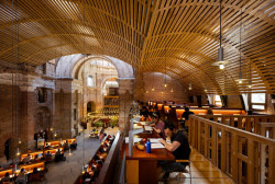 Dostavba kostela San Fernando v Madridu od José I. Linazasora