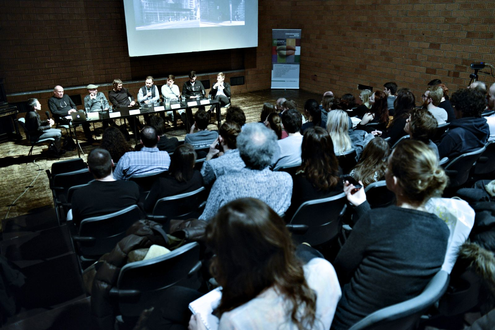 pořad ARCHITEKTI CZ, diskuze 7 architektů v Liberci, foto