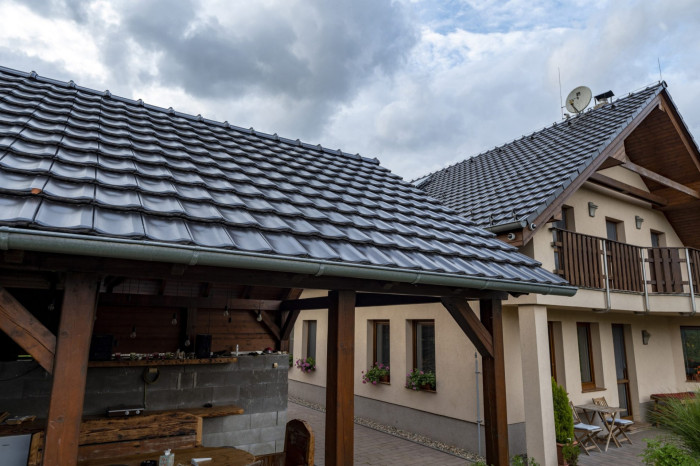 Kontrola střechy před rekonstrukcí