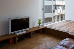 Takuro Yamamoto, Malý dům s velkou terasou - foto