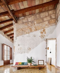 Rekonstrukce St. Miquel 19, Carles Oliver