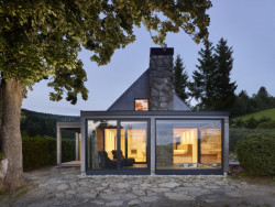 Rekonstrukce horské chaty z 80. let od studia ARCHTEAM