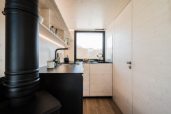 ARTIKUL architekti, Mobile Hut,