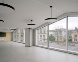 Škola Hofacker v Curychu od švýcarského ateliéru E2A