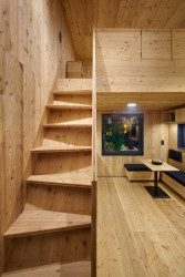 Dřevěný výměnek na Praze 4 od studia PRAJAGA