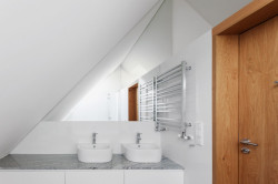 ov-a, Dům u Železného Brodu – foto