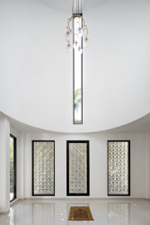 Interiér modlitebny (De Residence Pangandaran, Erik Petrus)