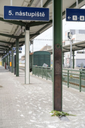 Mířil na východ až do Minsku.(Památník zmizelých, atelier RAW)