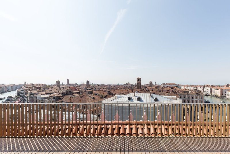 OMA, Fondaco dei Tedeschi – foto Delfino Sisto Legnani a Marco Cappelletti