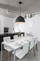 OOOOX, Radka Valová, Lenka Míková, Byt na Výšinách - foto