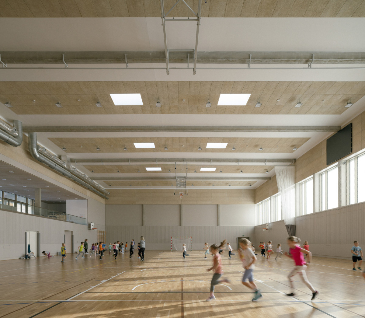 Tělocvična (Nová škola LOŠBATES; SOA architekti)