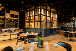 Hotel Bridge, Vratislav, FORUM architekci - foto