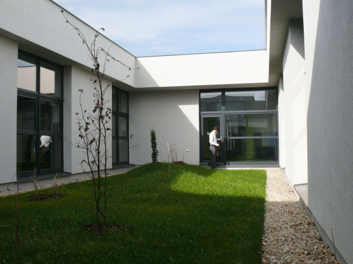 Projekční ateliér David, Rekonstrukce ZŠ a MŠ Helsinská - foto