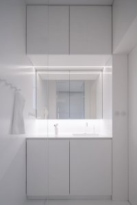 Koupelna (Rekonstrukce funkcionalistického bytu v Praze, architekt Martin Čeněk)