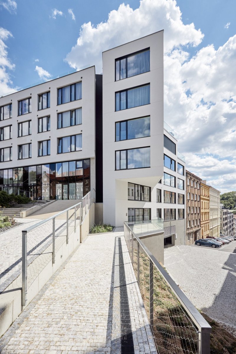 Holečkova House a její napojení na Rezidence Sacre Coeur II