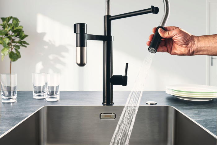 Filtrační baterie Vital Tap od společnosti Franke pro kvalitní a zdravou vodu z kohoutku.