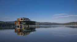 Chapman Taylor architects zrealizovali na břehu Lipna rekreační komplex