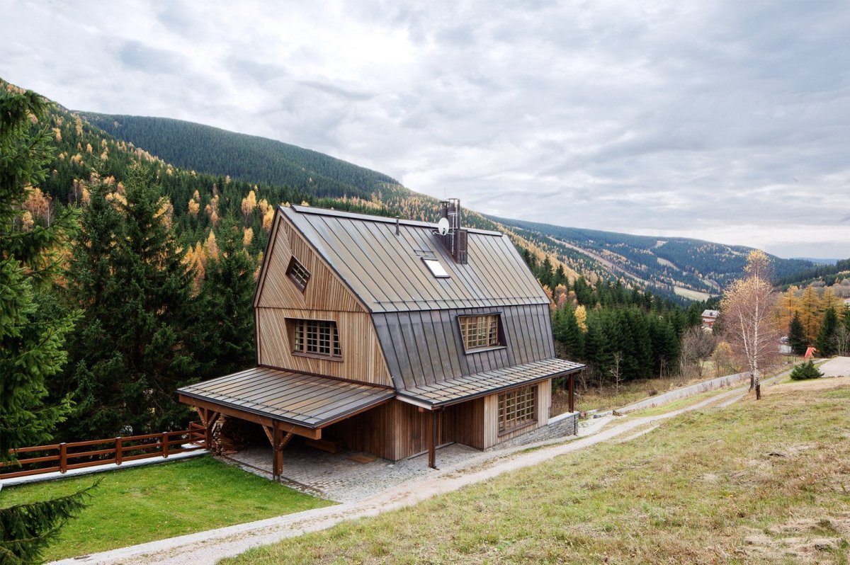 Přestavba chaty ve Svatém Petru, Znamení čtyř - architekti