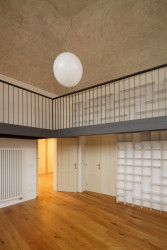 Uhlík architekti, Činžovní dům Letná, nástavba – foto