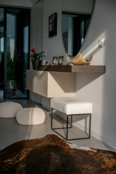 Rodinná firma VESPER HOMES realizovala  rodinný dům u Liberce, který se halí do modřínového dřeva.