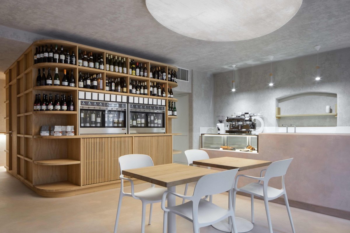 Interiér vinárny WineList od studia Collarch
