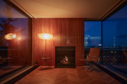 Studio Formafatal zrekonstruovalo interiéry domu rodiny Hřebejkových na pražských Hřebenkách