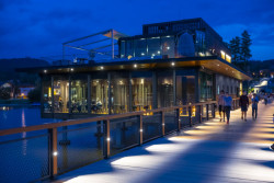 Chapman Taylor architects zrealizovali na břehu Lipna rekreační komplex