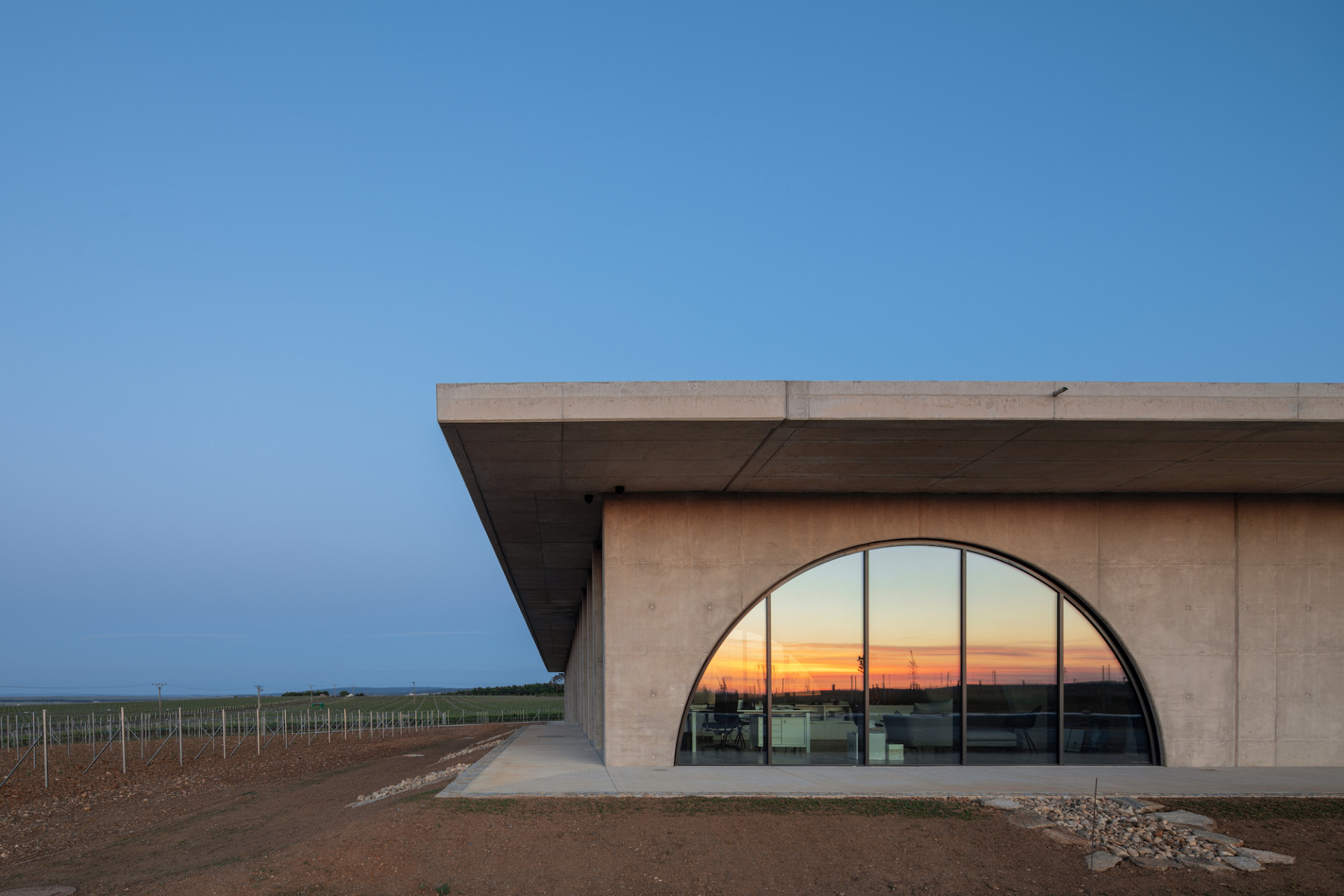 Sídlo Vinařství LAHOFER v Dobšicích u Znojma, Chybík+Krištof