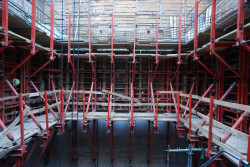 Stavební firma spolupracovala na bezbariérovém zpřístupnění stanice metra se společností PERI.