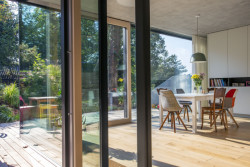 Dvojdům v lese, Architekti.sk