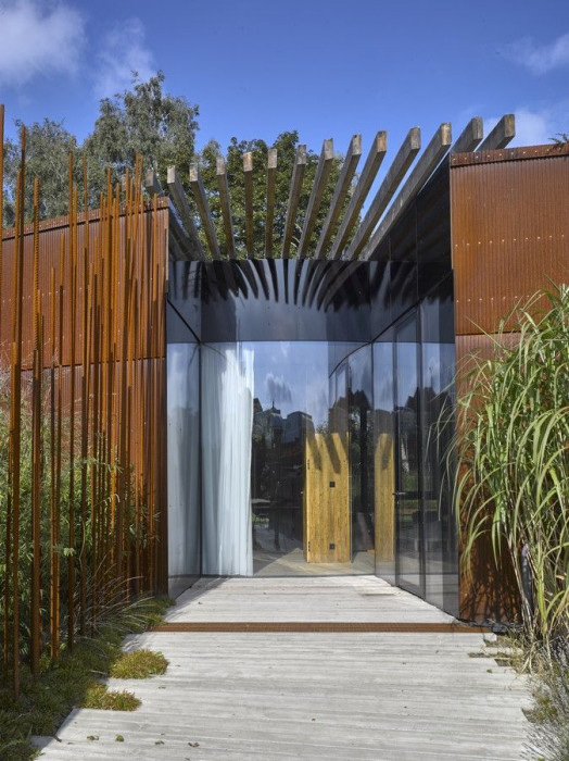 Daniela Polubědovová, Rodinný dům Srdce