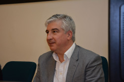 Kevin Flanagan na přednášce o dřevěných výškových budovách na MZe