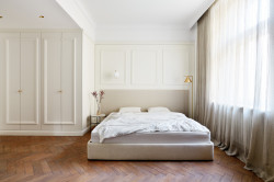 Byt s tajnou koupelnou, Markéta Bromová, Lenka Míková