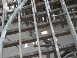 Antoni Gaudí, chrám Sagrada Família: dostavba pokračuje i po sto čtyřiceti letech.