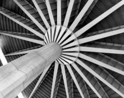 Palazzo del Lavoro, Turin (1959)