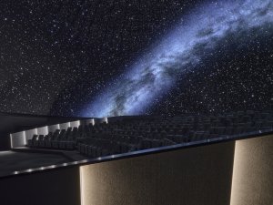 Kapacita sálu je 277 diváků. (Planetárium Planetum, collcoll)