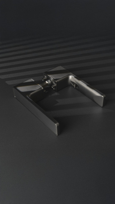 MPK Grandera In Lock - interiérová dveřní klika s integrovaným zamykacím systémem