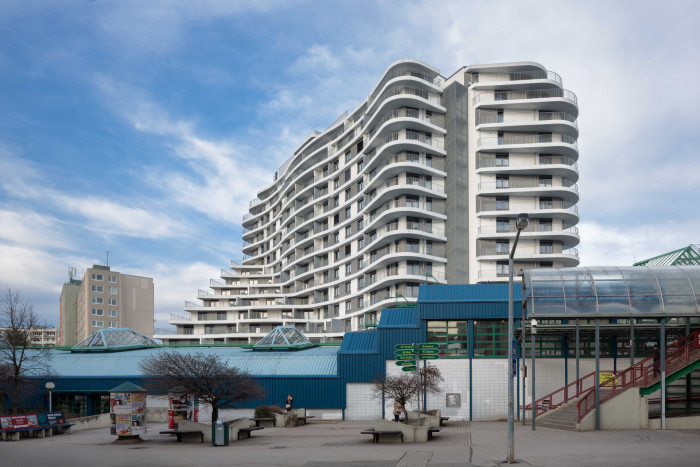 Nájemní bytový dům Luka Living v Praze Stodůlkách od CAMA Architekti