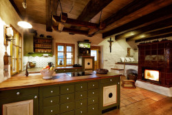 Roubenky si můžete vyzkoušet v Černé dole. Je jich tu několik, každá trochu jiná.