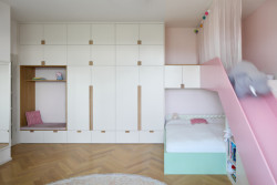 Pohled do dětského pokoje (Rekonstrukce vily na Vinohradech; Atelier Hajný)