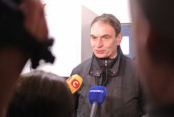 KOMA for World, Ubytovací zařízení pro Otchiy Dim, Stanislav Martinec při slavnostním otevření v Petrivske - foto