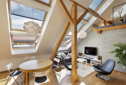 Dalibor Hlaváček, Půdní vestavba Terronská, foto