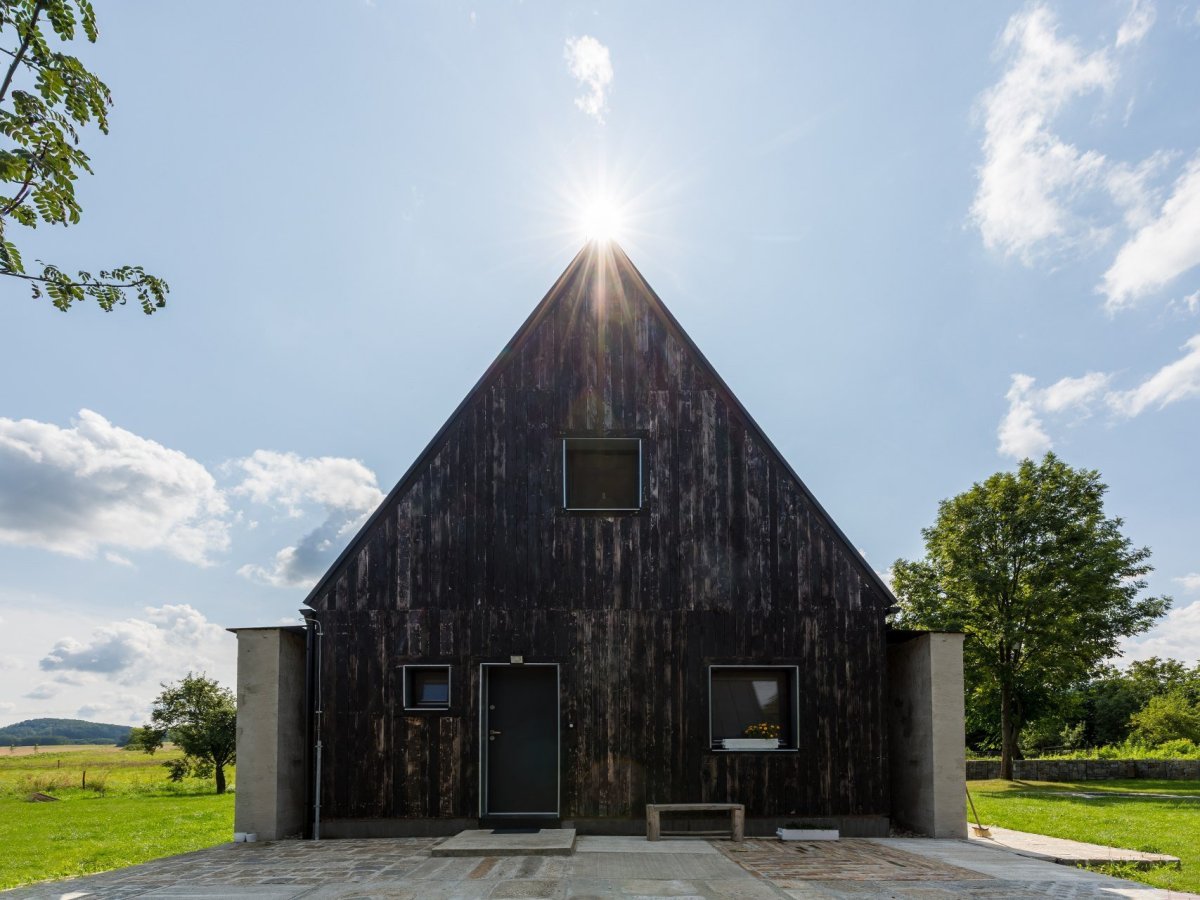 Rodinný dům Stará Červená Voda, TŘI.ČTRNÁCT architekti / Ondrej Palenčar