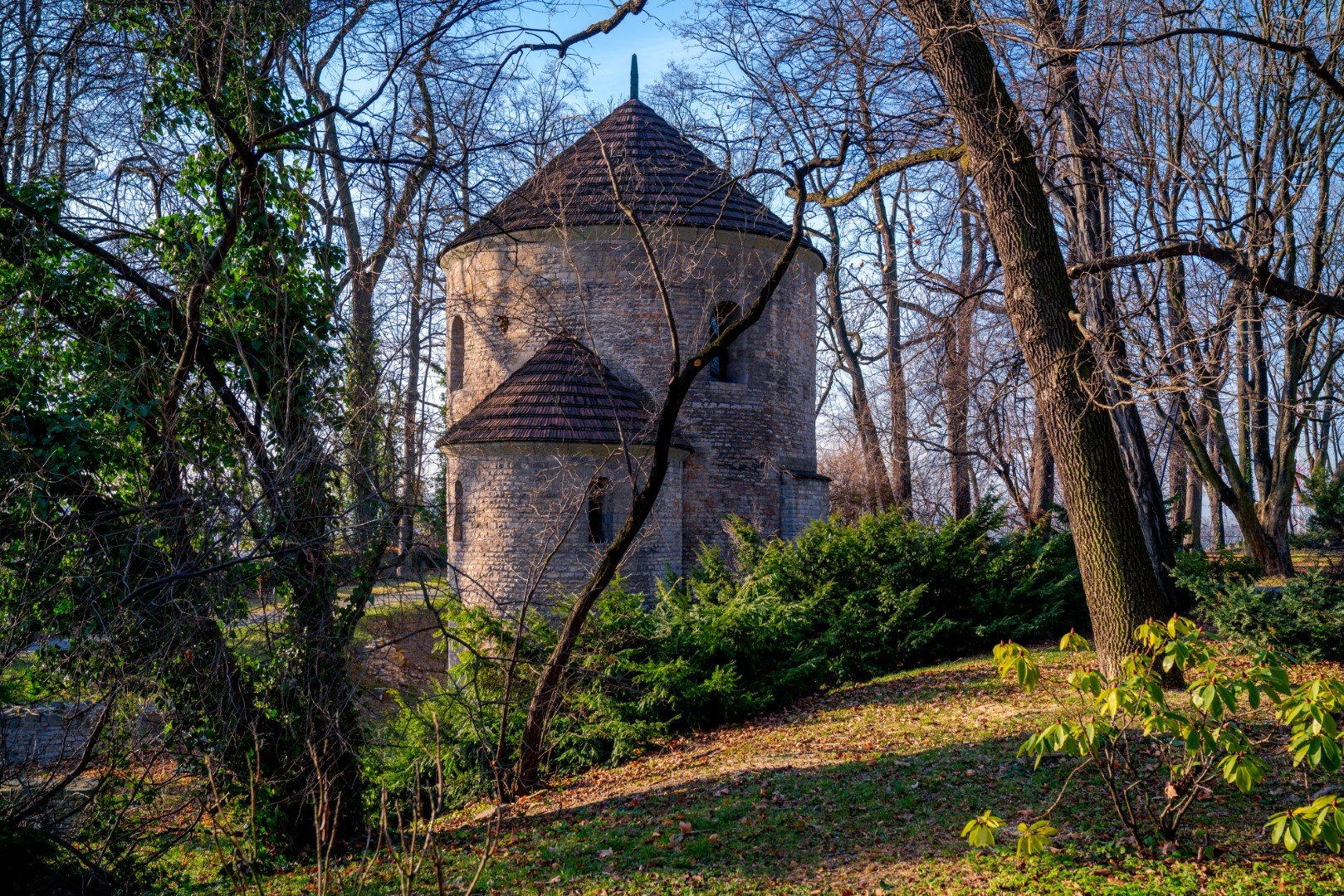 Rotunda sv. Mikuláše a sv. Václava, 11. století