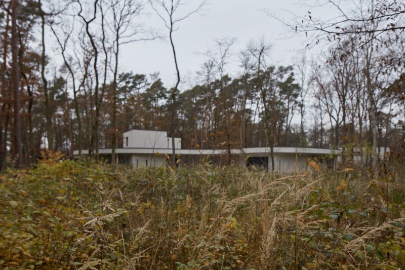 Lesní vila, Mjölk
