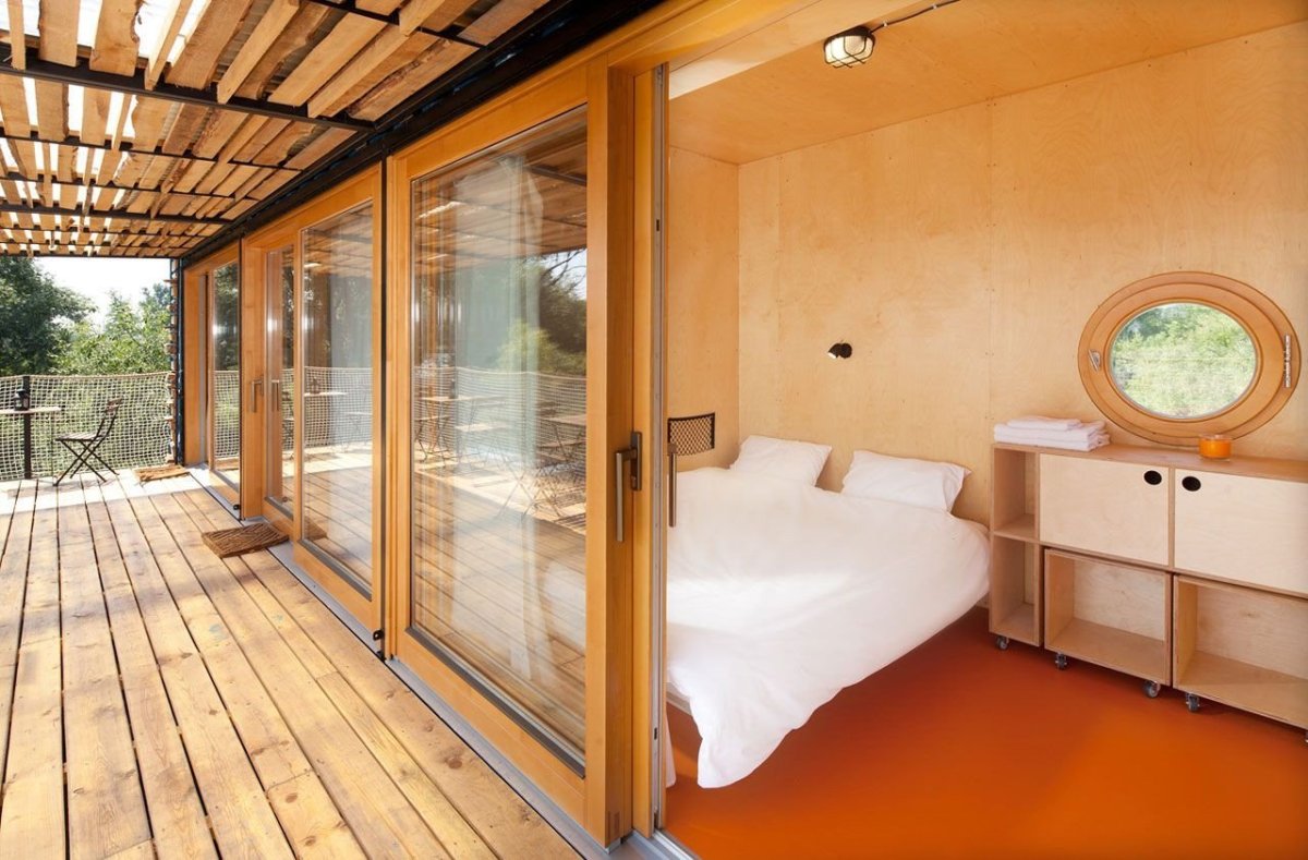 ARTIKUL architekti, ContainHotel - foto
