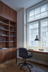 Pracovna (Byt na Starém Městě, RDTH architekti)