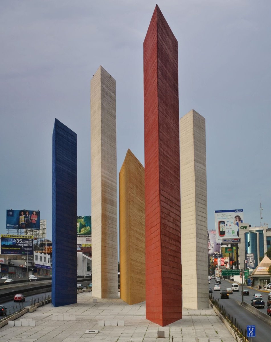 Luis Barragán, sousoší Torres de Satélite, foto